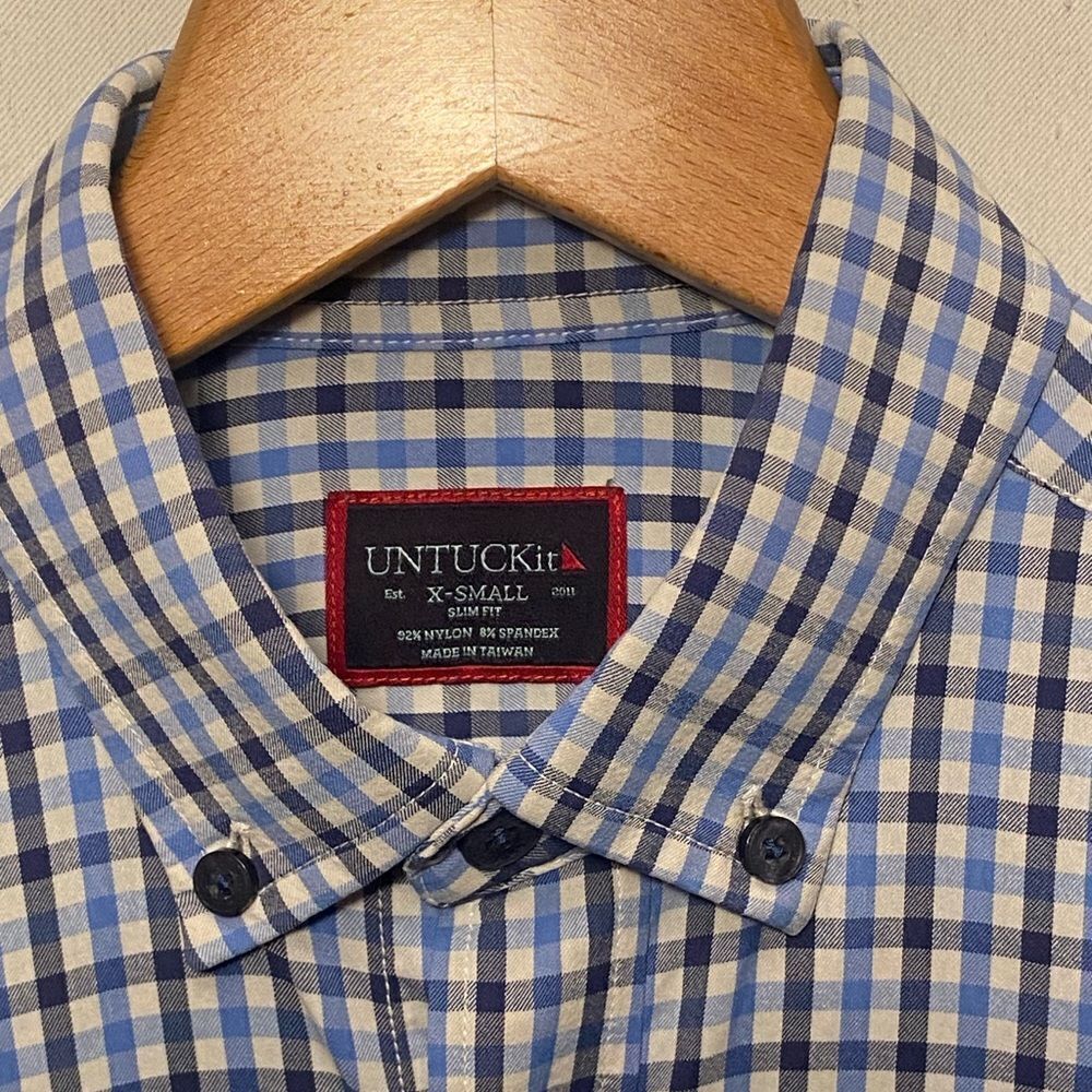 UNTUCKit Shirt Mens XS Extra Small Blue White Slim Fit Long Sleeve Button Down.